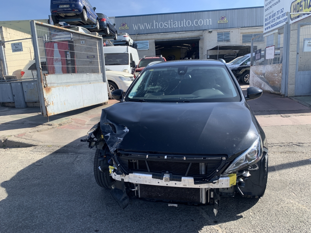 PEUGEOT 308 SW GT 1.5 HDI 130CV PEUGEOT 308 SW GT 1.5 HDI 130CV
