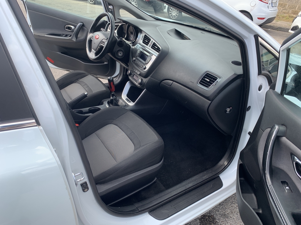KIA CEED 1.6 GDI 135CV
