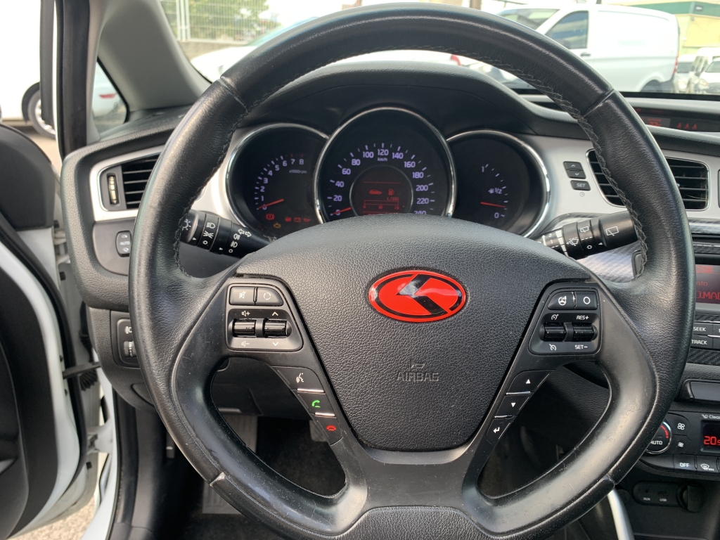 KIA CEED 1.6 GDI 135CV