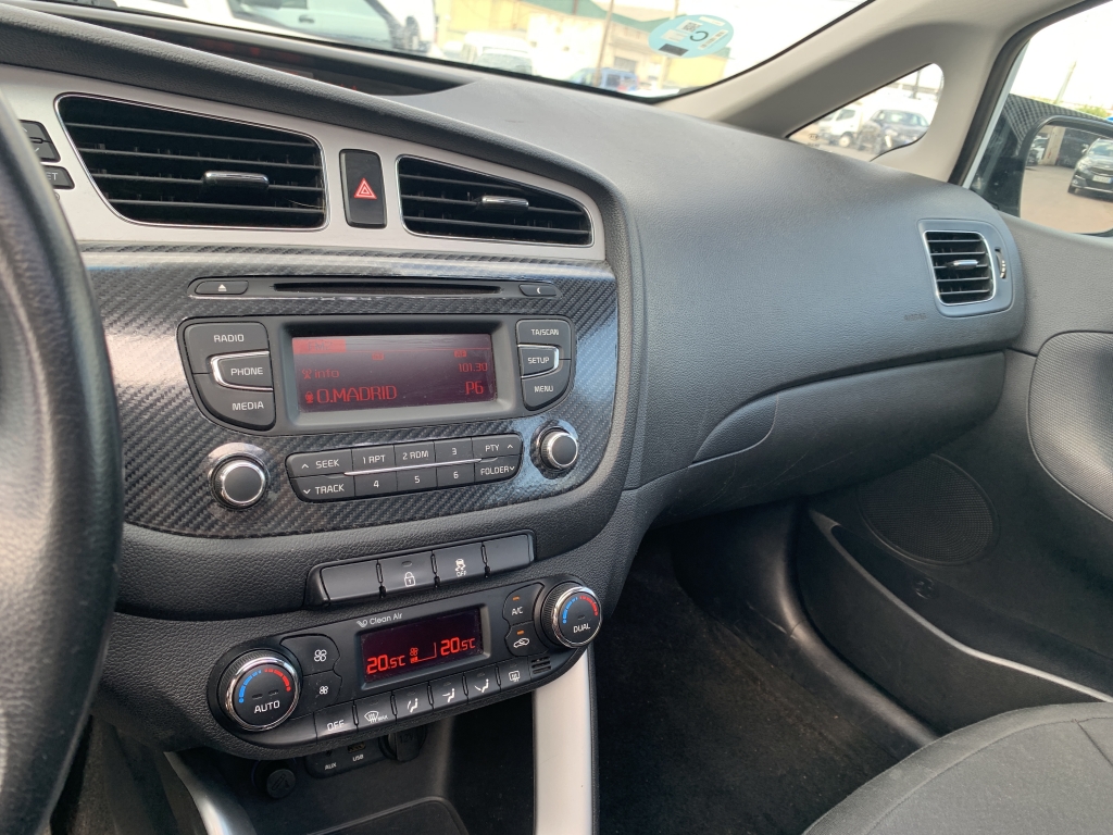 KIA CEED 1.6 GDI 135CV