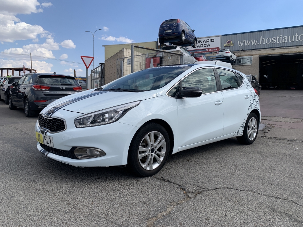 KIA CEED 1.6 GDI 135CV KIA CEED 1.6 GDI 135CV