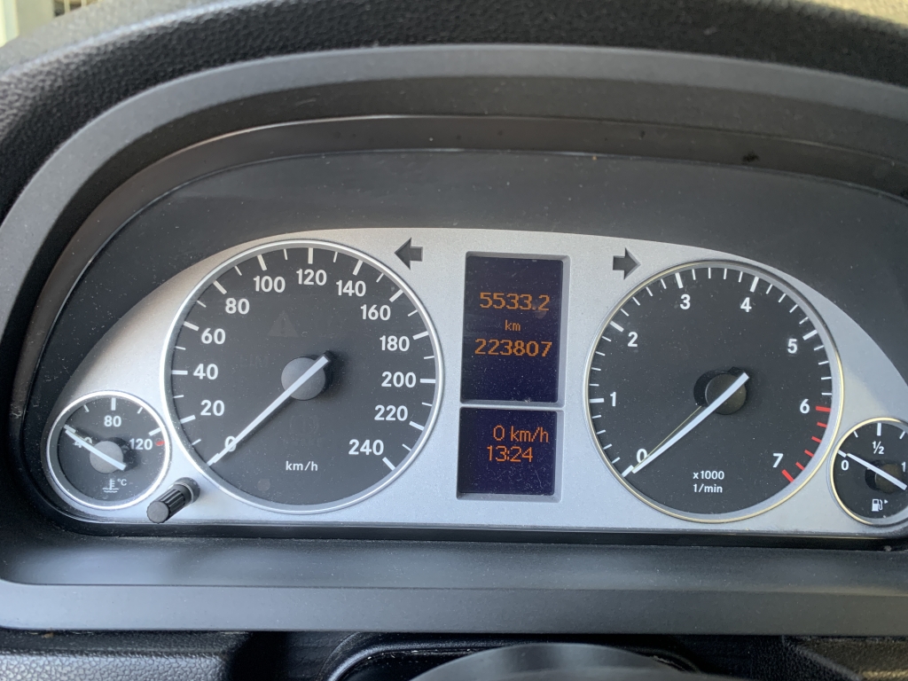 MERCEDES BENZ CLASE B 160 1.5 INY 95CV MERCEDES BENZ CLASE B 160 1.5 INY 95CV