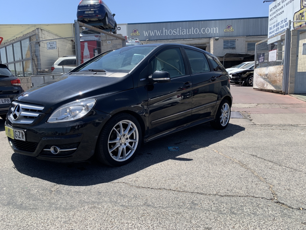 MERCEDES BENZ CLASE B 160 1.5 INY 95CV