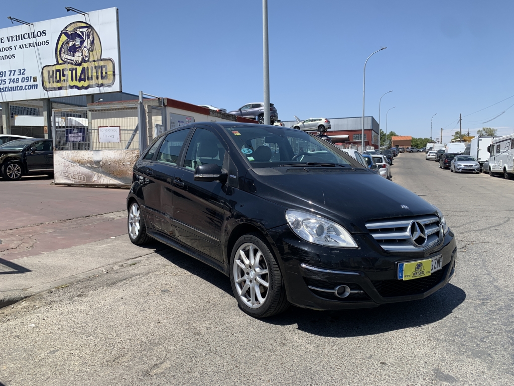 MERCEDES BENZ CLASE B 160 1.5 INY 95CV