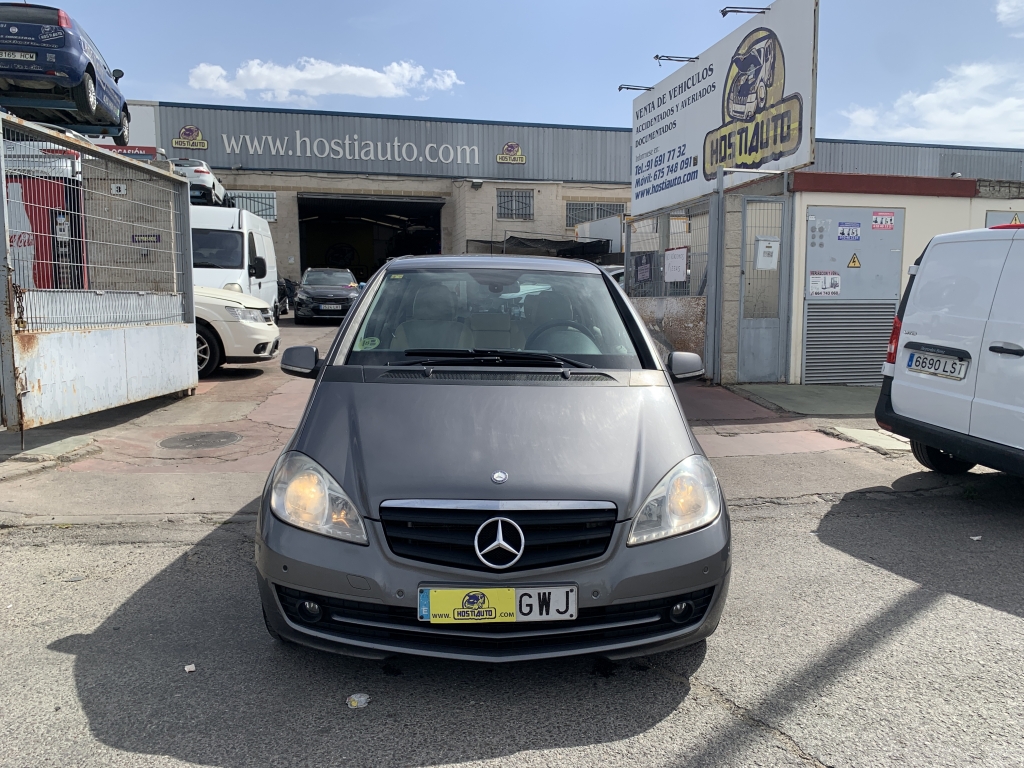 MERCEDES BENZ CLASE A 180 2.0 CDI 110CV MERCEDES BENZ CLASE A 180 2.0 CDI 110CV