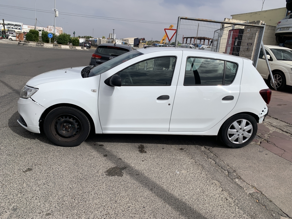 DACIA SANDERO 0.9CC GLP 90CV DACIA SANDERO 0.9CC GLP 90CV