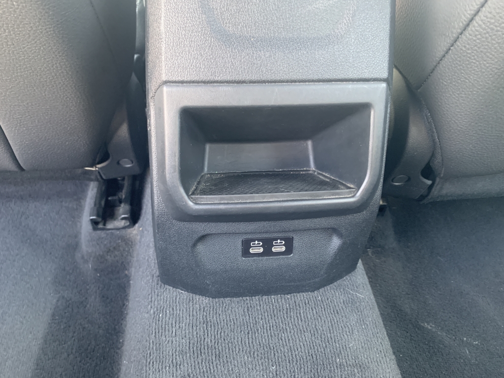 BMW 118 I PACK M PERFONMANCE 1.5 INY 140CV BMW 118 I PACK M PERFONMANCE 1.5 INY 140CV