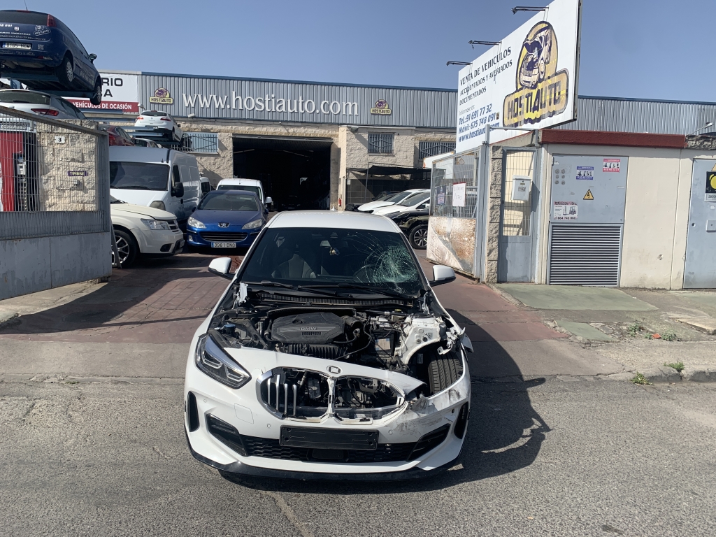 BMW 118 I PACK M PERFONMANCE 1.5 INY 140CV