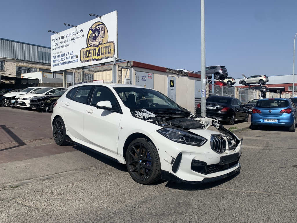 BMW 118 I PACK M PERFONMANCE 1.5 INY 140CV