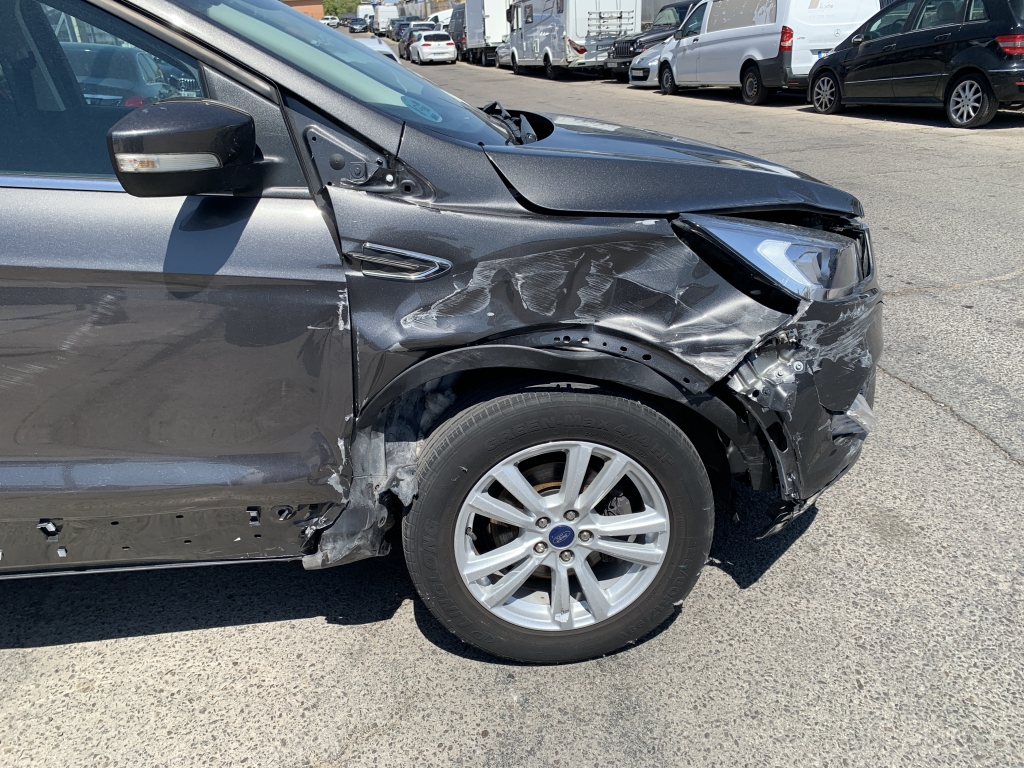 FORD KUGA 1.5 INY 150CV