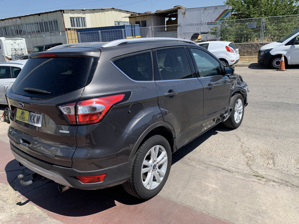FORD KUGA 1.5 INY 150CV