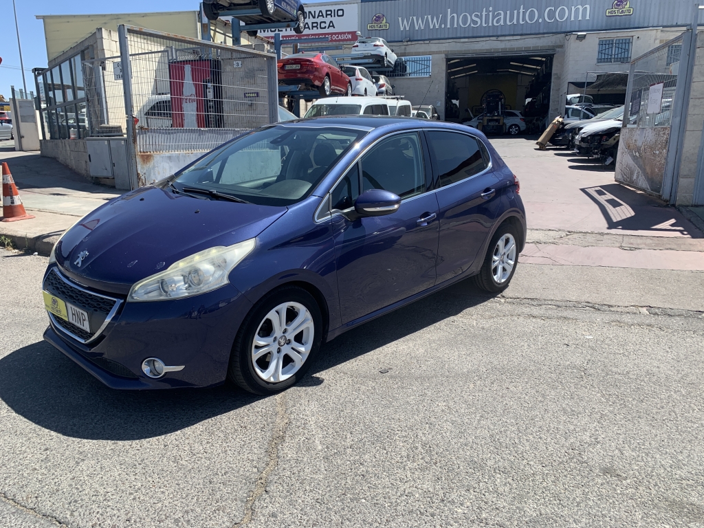 PEUGEOT 208 1.6 E HDI 115CV PEUGEOT 208 1.6 E HDI 115CV