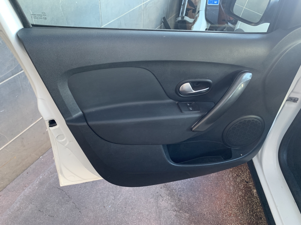 DACIA SANDERO STEPWAY 1.5 DCI 90CV DACIA SANDERO STEPWAY 1.5 DCI 90CV