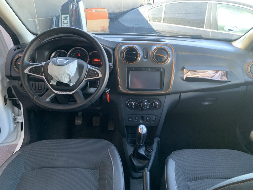 DACIA SANDERO STEPWAY 1.5 DCI 90CV DACIA SANDERO STEPWAY 1.5 DCI 90CV