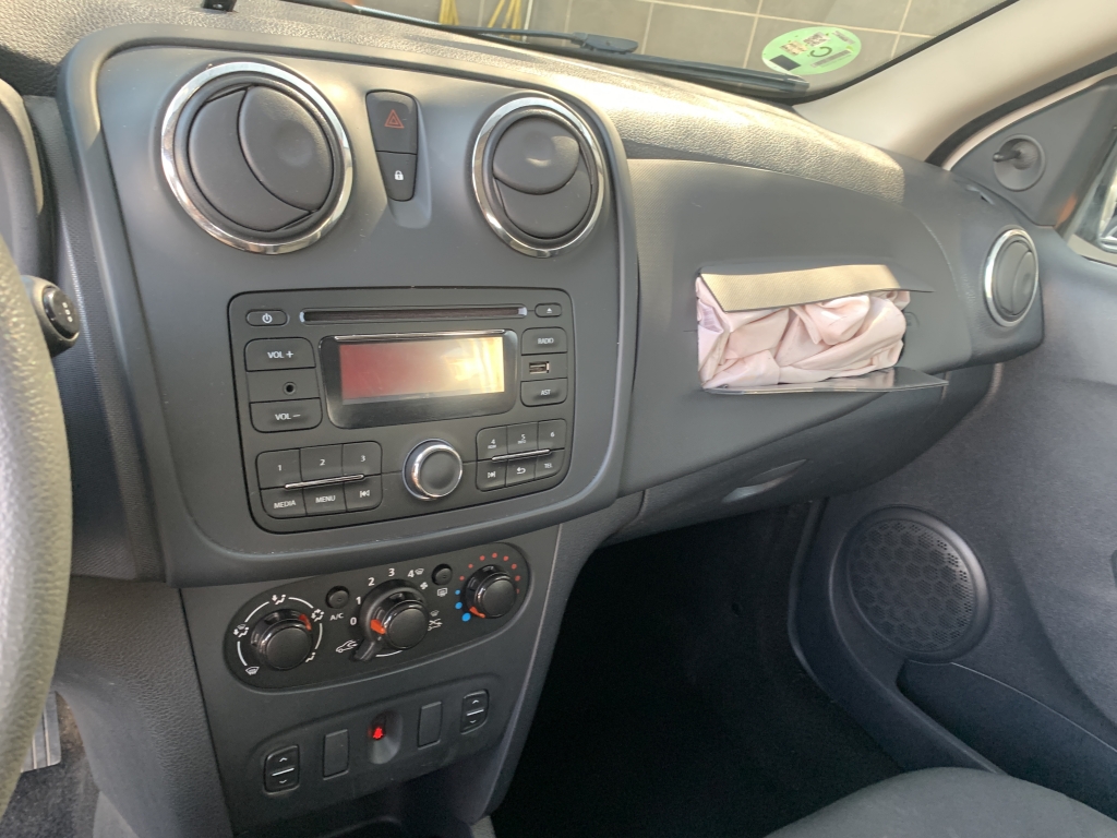 DACIA SANDERO 1.2 INY 75CV