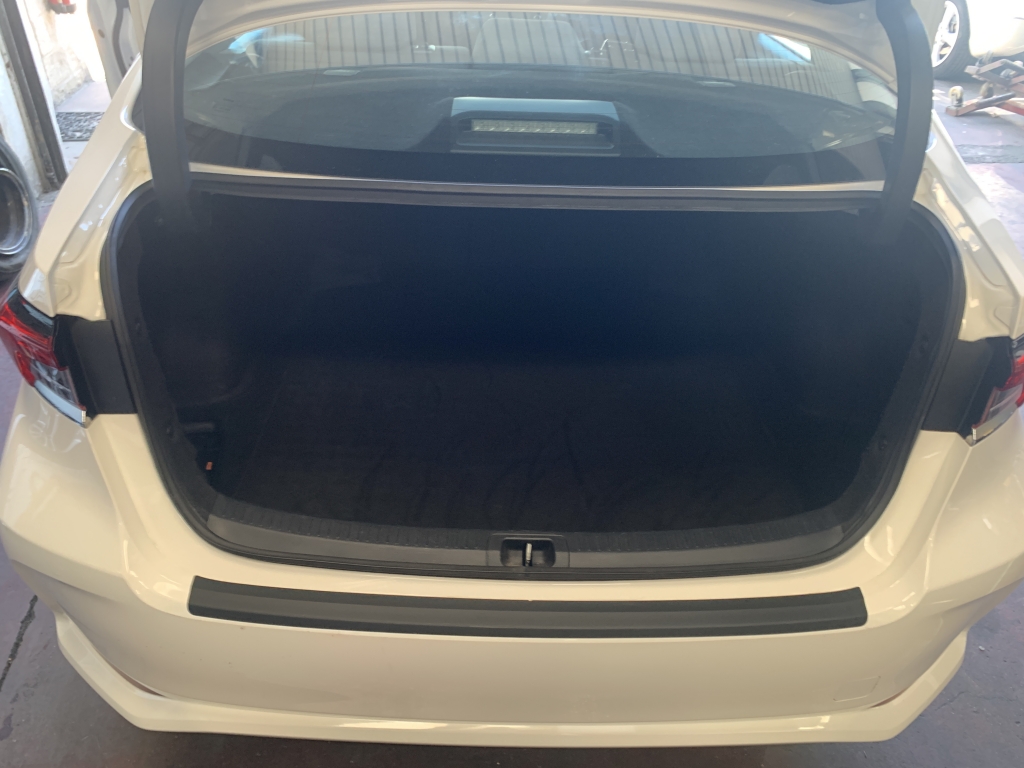 TOYOTA COROLLA 1.8 HIBRIDO 140CV AUT