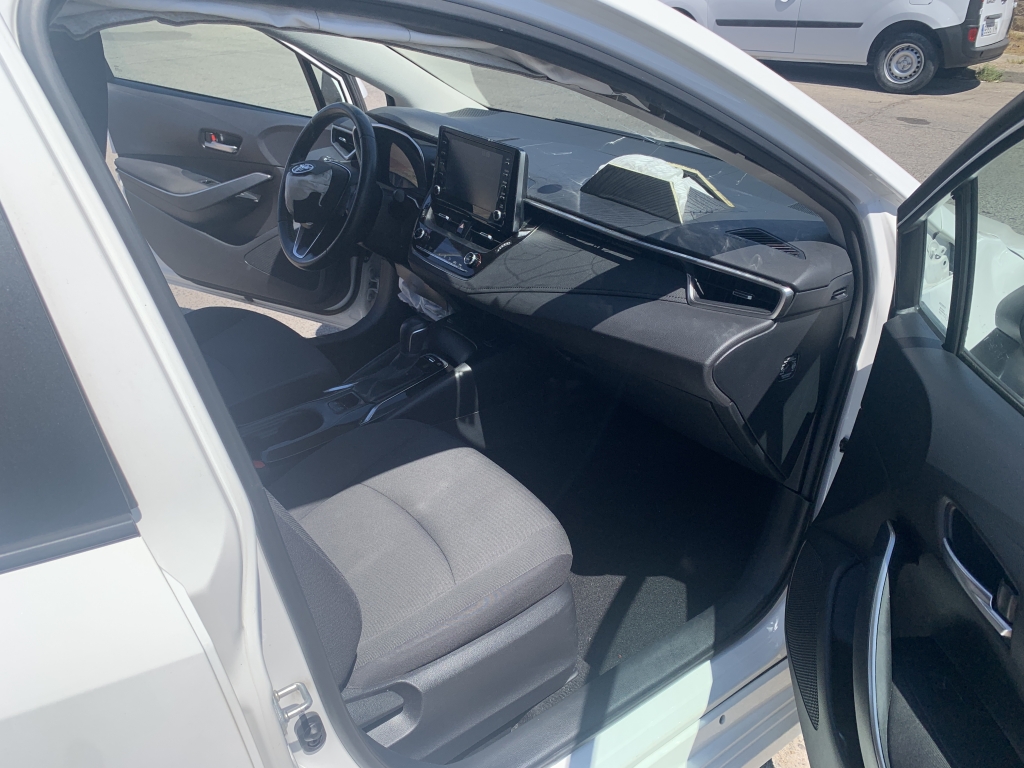 TOYOTA COROLLA 1.8 HIBRIDO 140CV AUT
