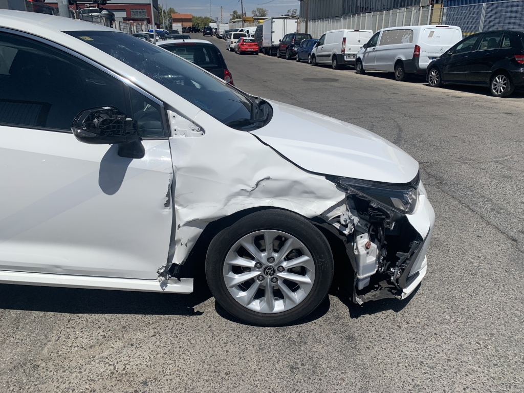TOYOTA COROLLA 1.8 HIBRIDO 140CV AUT