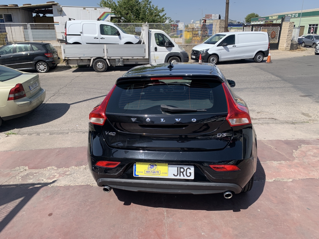 VOLVO V-40 2.0 D 150CV VOLVO V-40 2.0 D 150CV