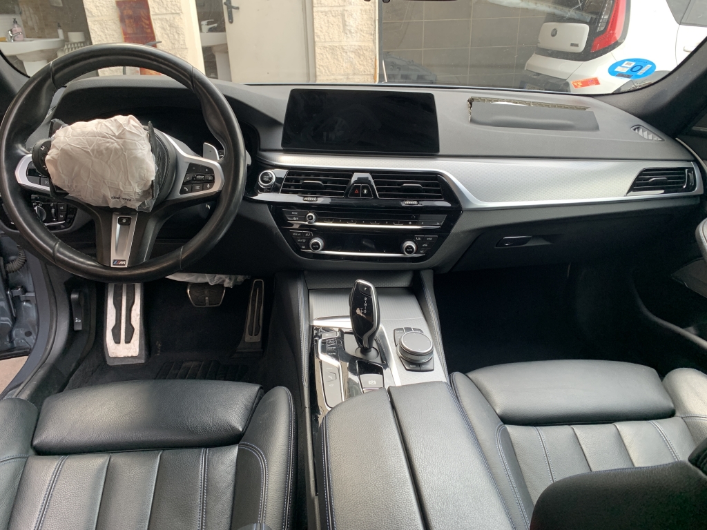 BMW 530 HYBRIDO ENCHUFABLE 2.0 252CV PERFORMANCE BMW 530 HYBRIDO ENCHUFABLE 2.0 252CV PERFORMANCE
