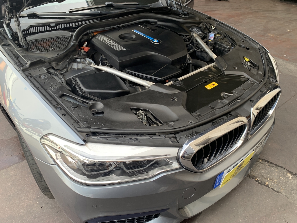 BMW 530 HYBRIDO ENCHUFABLE 2.0 252CV PERFORMANCE BMW 530 HYBRIDO ENCHUFABLE 2.0 252CV PERFORMANCE