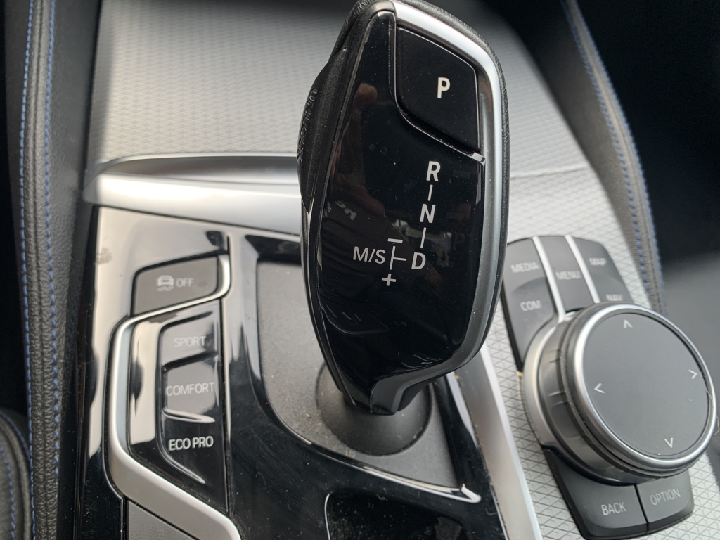 BMW 530 HYBRIDO ENCHUFABLE 2.0 252CV PERFORMANCE BMW 530 HYBRIDO ENCHUFABLE 2.0 252CV PERFORMANCE