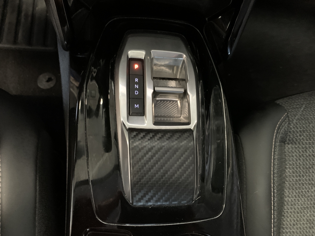 PEUGEOT 208 1.2 HIBRIDO 100CV AUT