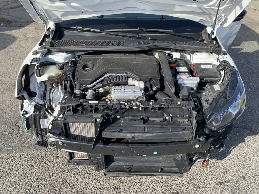 PEUGEOT 208 1.2 HIBRIDO 100CV AUT
