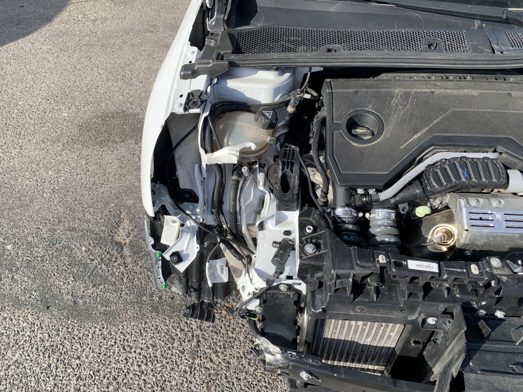 PEUGEOT 208 1.2 HIBRIDO 100CV AUT