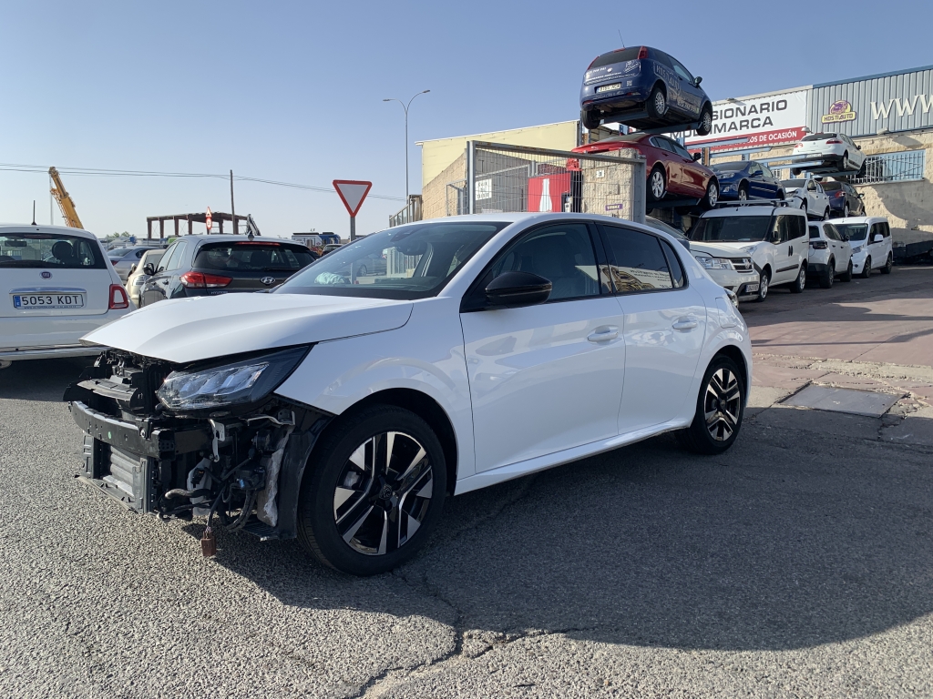 PEUGEOT 208 1.2 HIBRIDO 100CV AUT