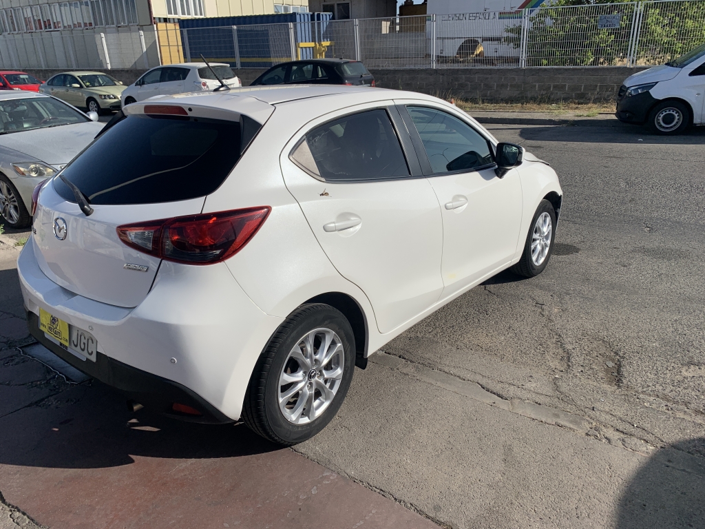 MAZDA 2 1.5 INY 90CV AUTOMATICO