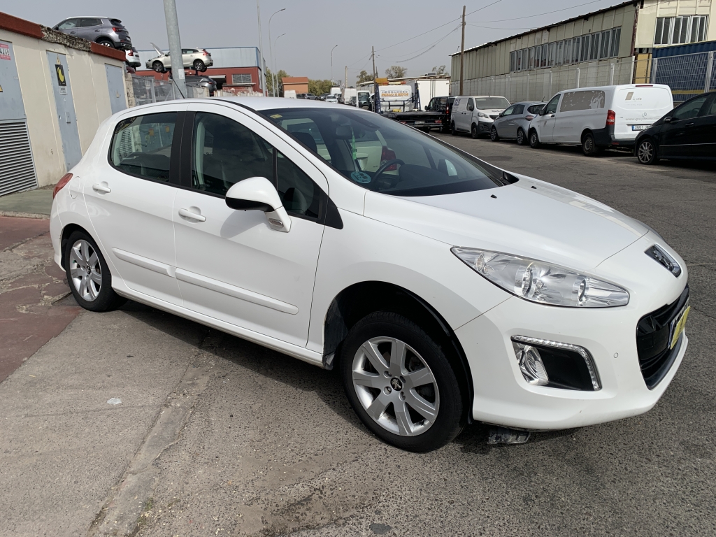 PEUGEOT 308 1.6 INY 120CV AUTOMATICO
