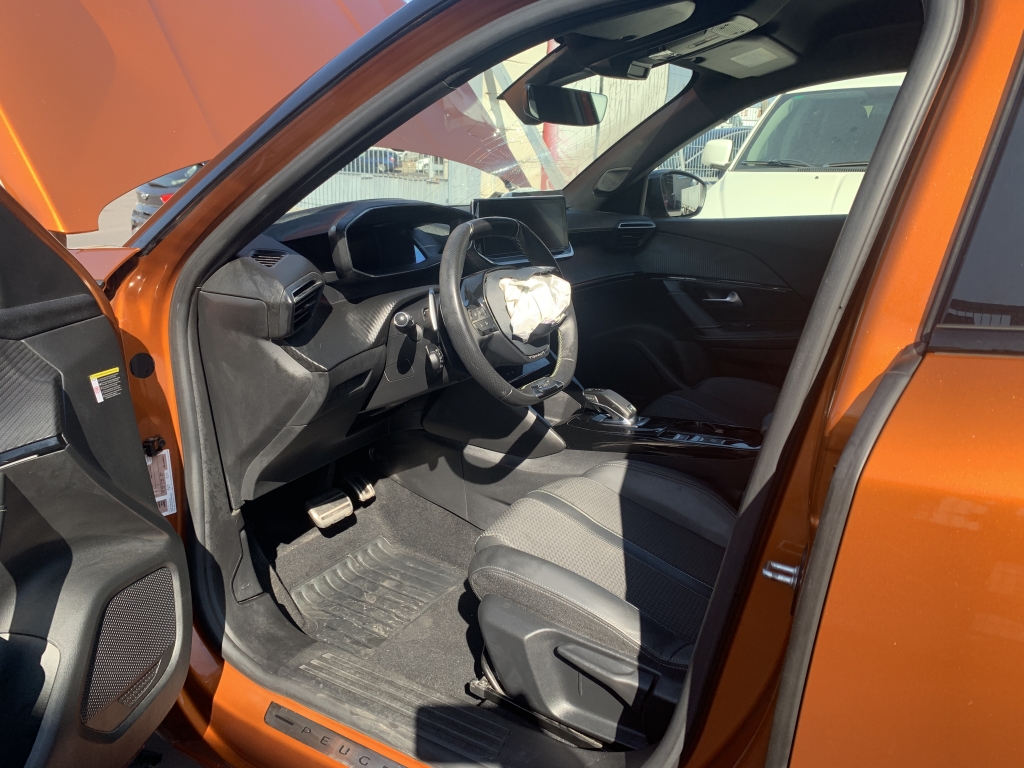 PEUGEOT 2008 GT-LINE 1.5 HDI 130CV AUTOMATICO