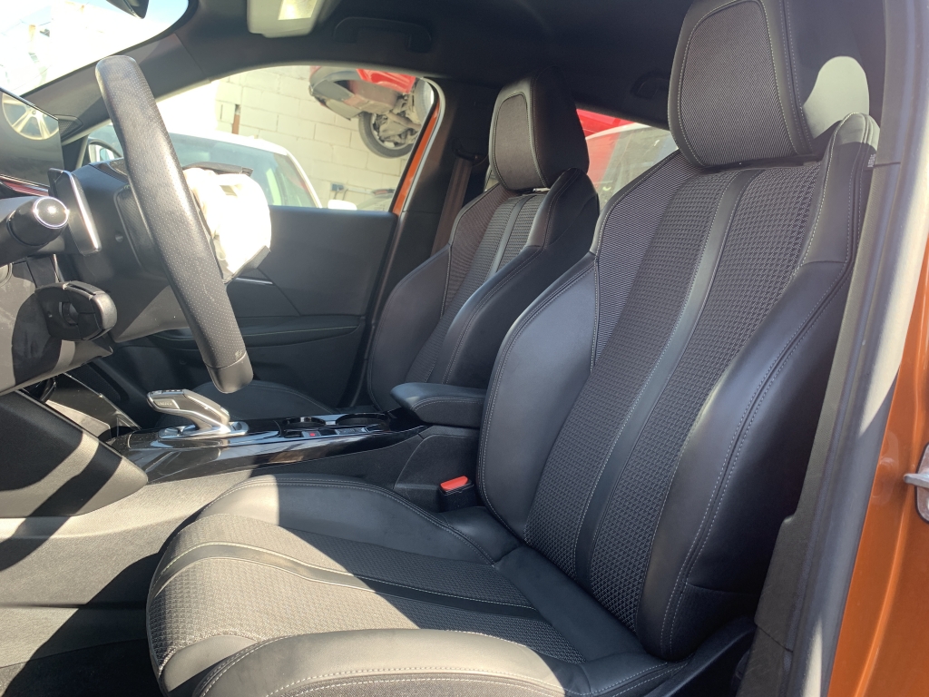 PEUGEOT 2008 GT-LINE 1.5 HDI 130CV AUTOMATICO