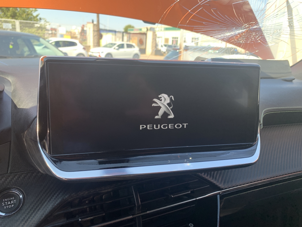 PEUGEOT 2008 GT-LINE 1.5 HDI 130CV AUTOMATICO