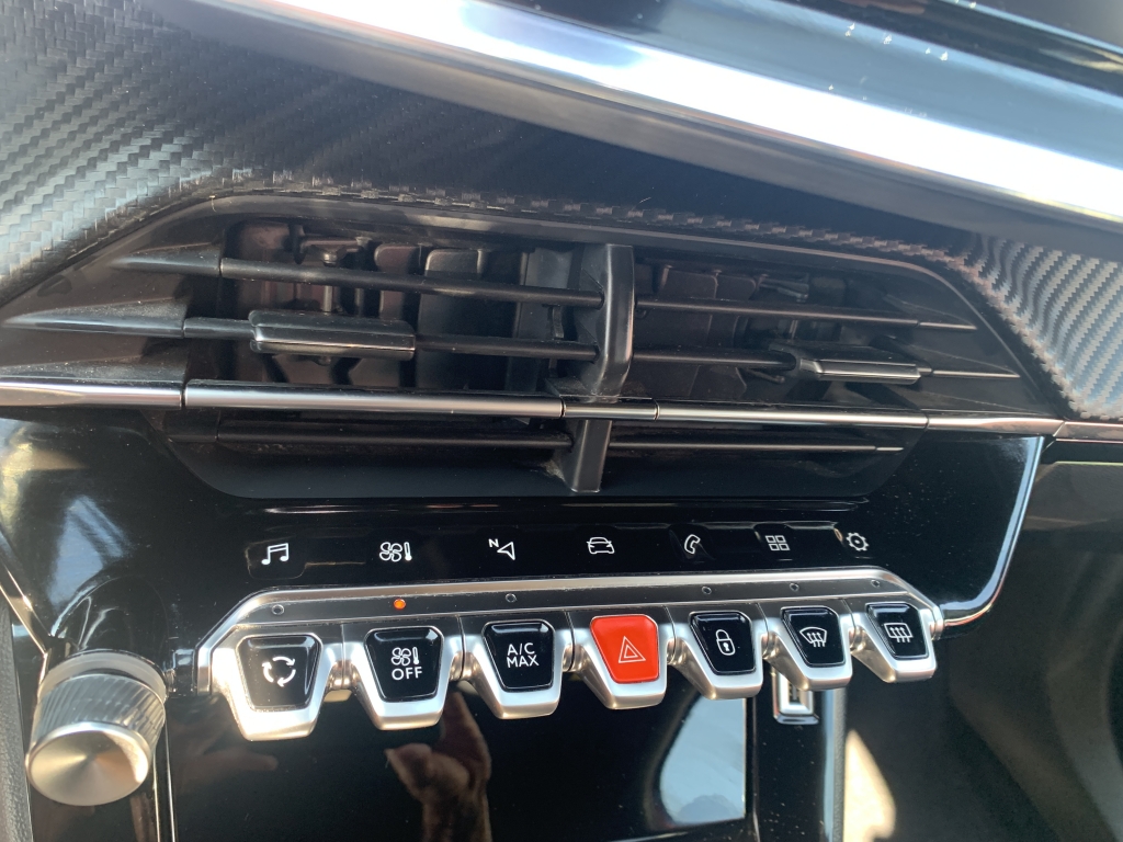 PEUGEOT 2008 GT-LINE 1.5 HDI 130CV AUTOMATICO