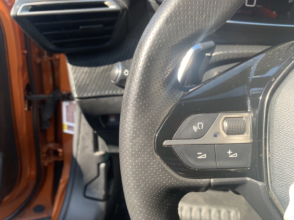 PEUGEOT 2008 GT-LINE 1.5 HDI 130CV AUTOMATICO