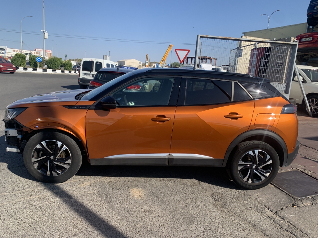 PEUGEOT 2008 GT-LINE 1.5 HDI 130CV AUTOMATICO