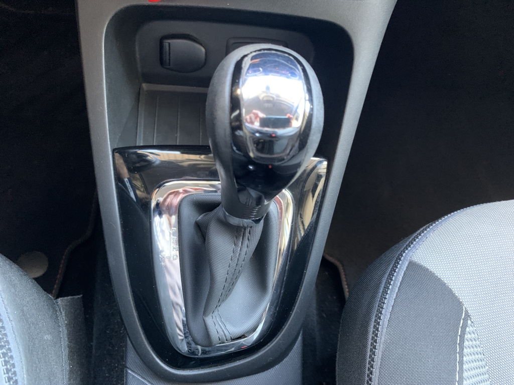 RENAULT CAPTUR 1.2 INY 120CV RENAULT CAPTUR 1.2 INY 120CV
