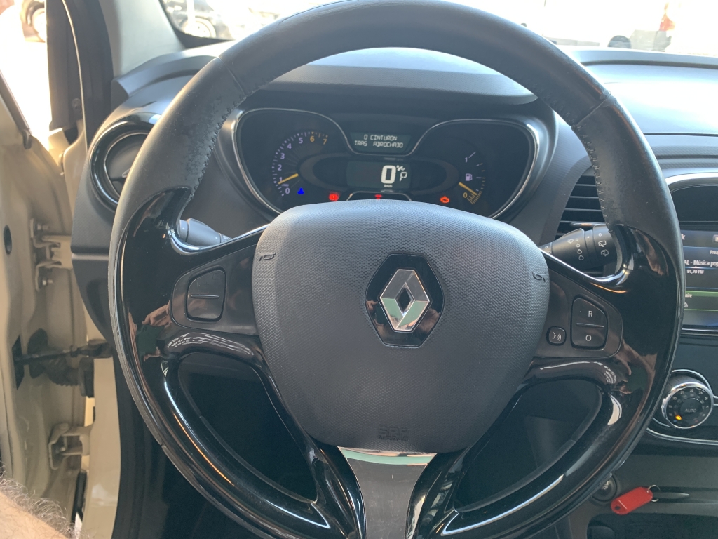 RENAULT CAPTUR 1.2 INY 120CV RENAULT CAPTUR 1.2 INY 120CV