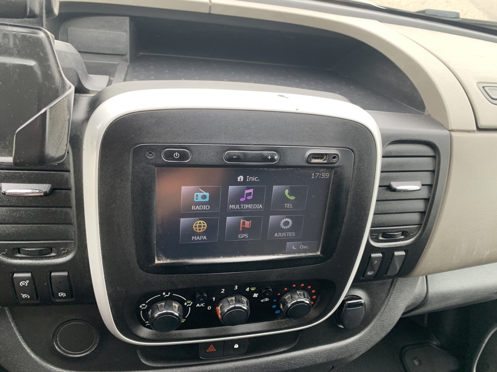 RENAULT TRAFIC 1.6 DCI 120CV 8 PLAZAS
