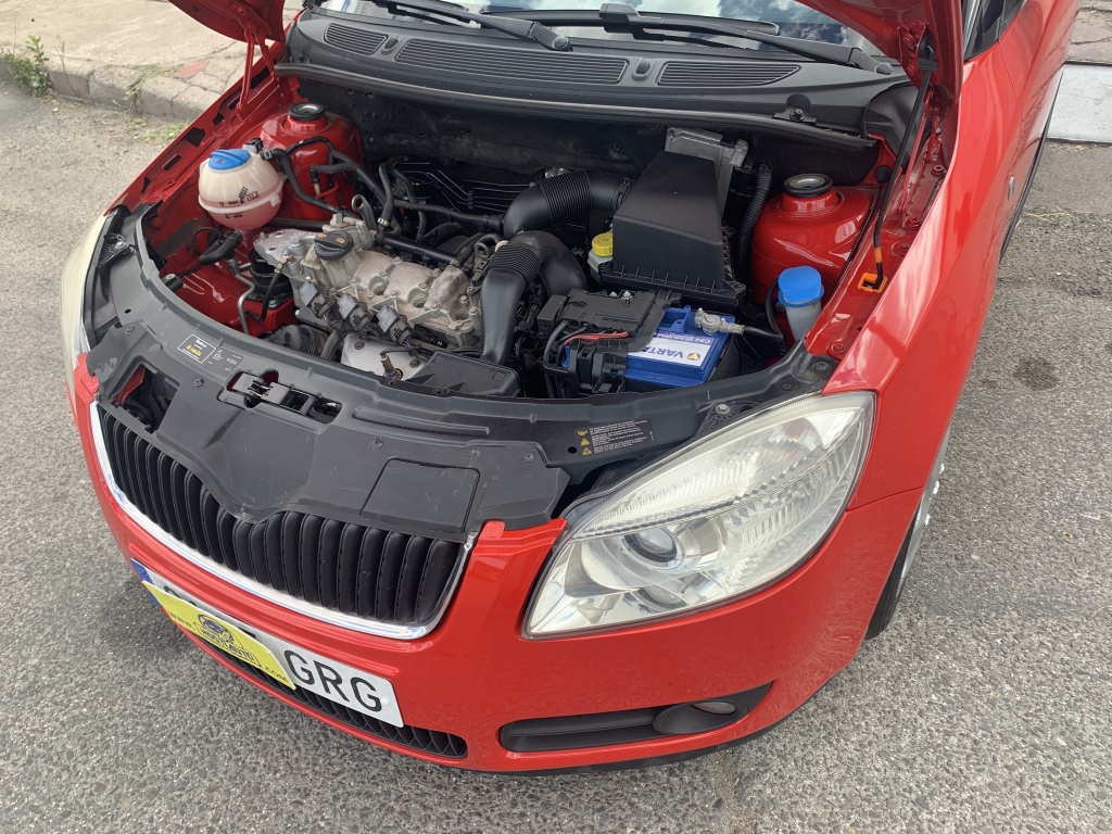 SKODA FABIA 1.2 INY 60CV SKODA FABIA 1.2 INY 60CV