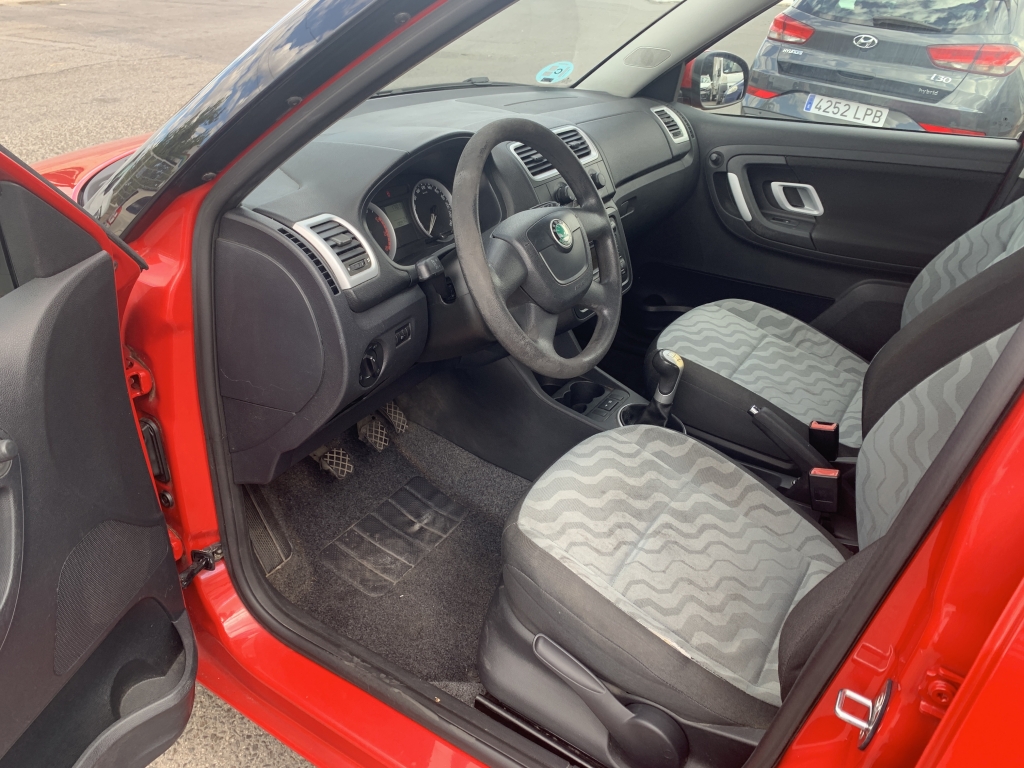 SKODA FABIA 1.2 INY 60CV SKODA FABIA 1.2 INY 60CV