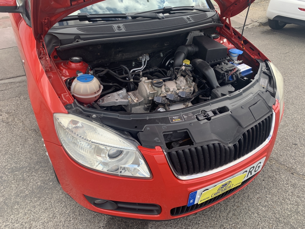 SKODA FABIA 1.2 INY 60CV SKODA FABIA 1.2 INY 60CV