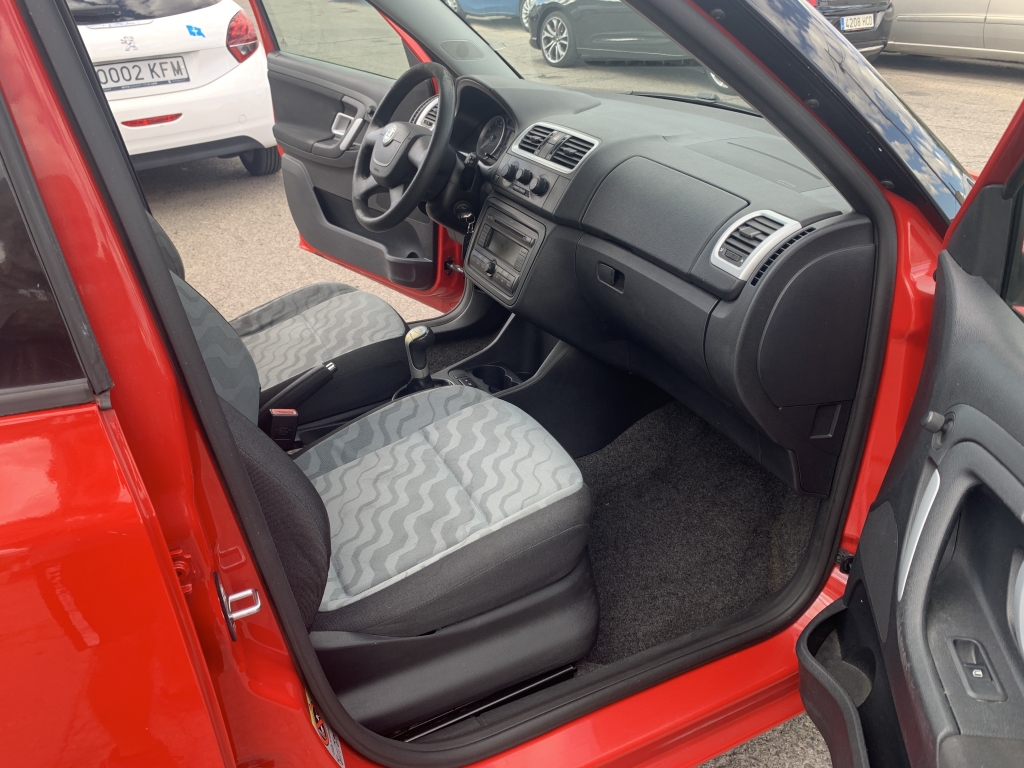SKODA FABIA 1.2 INY 60CV SKODA FABIA 1.2 INY 60CV