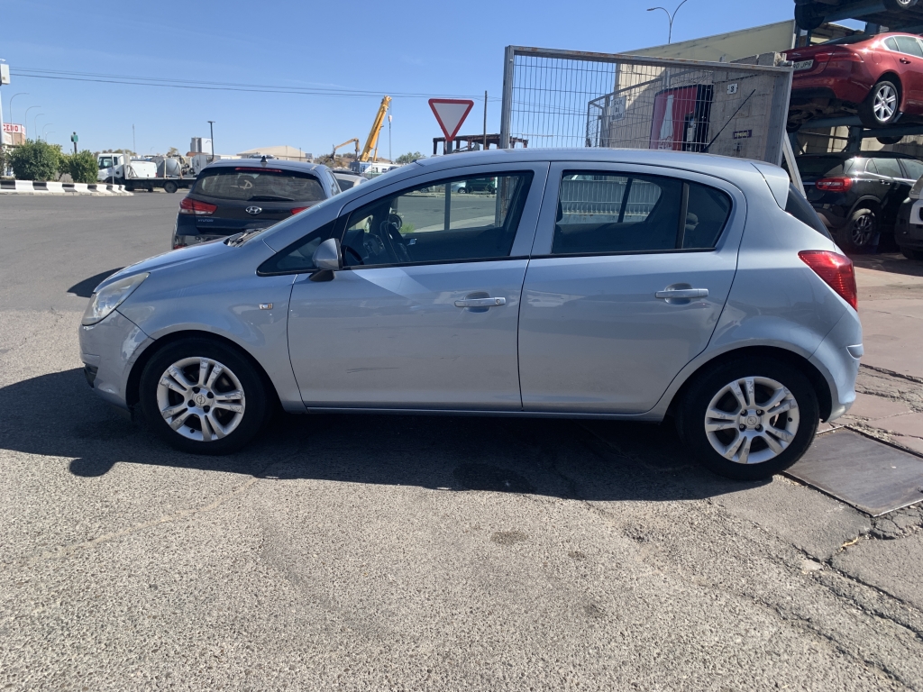 OPEL CORSA 1.4 INY 90CV OPEL CORSA 1.4 INY 90CV