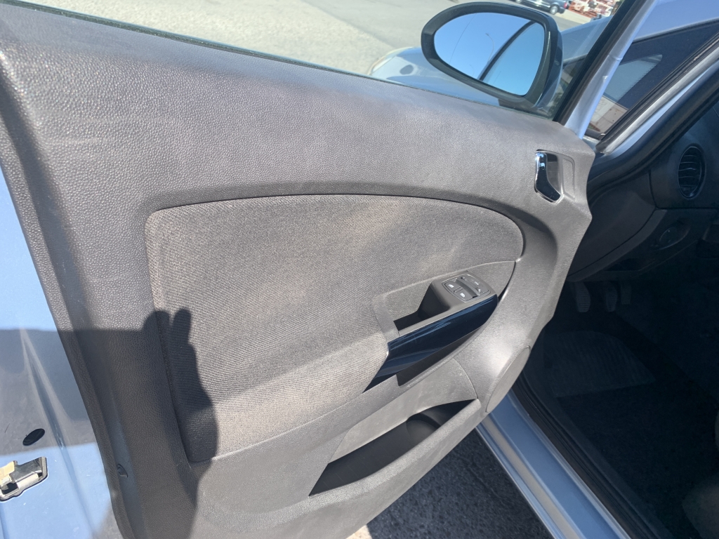 OPEL CORSA 1.4 INY 90CV OPEL CORSA 1.4 INY 90CV