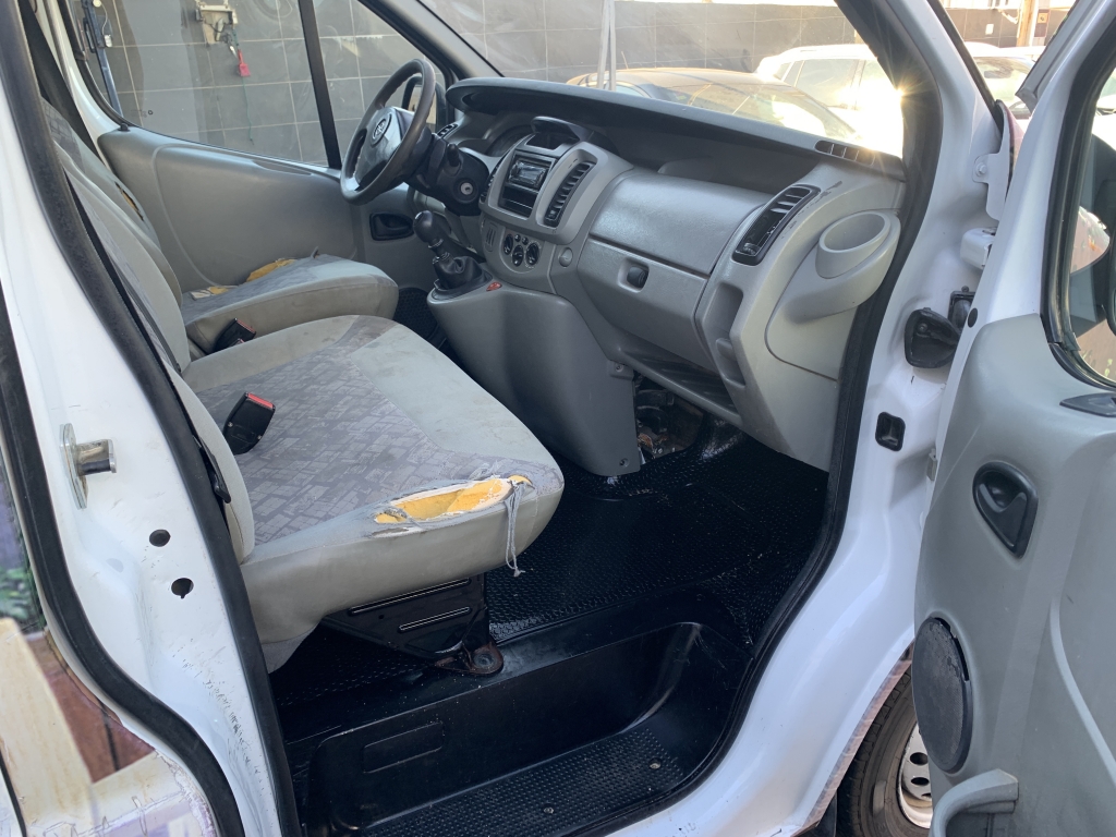 OPEL VIVARO 1.9 CDTI 100CV 6 PLAZAS