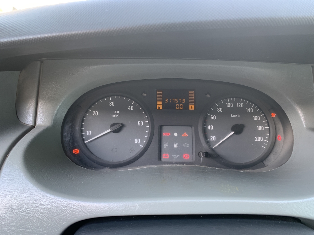 OPEL VIVARO 1.9 CDTI 100CV 6 PLAZAS