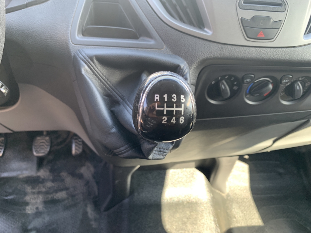 FORD TRANSIT CUSTOM 2.2 TDCI 100CV 3 PLAZAS